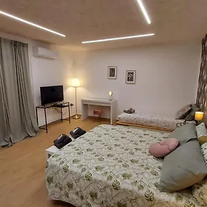 Сasa de vacaciones Dn House 